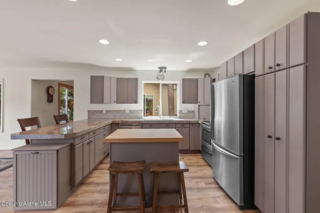 15796 N Shenandoah Drive Hayden ID 83835
