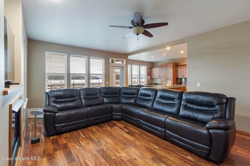 46700 Highway 200 Hope ID 83836