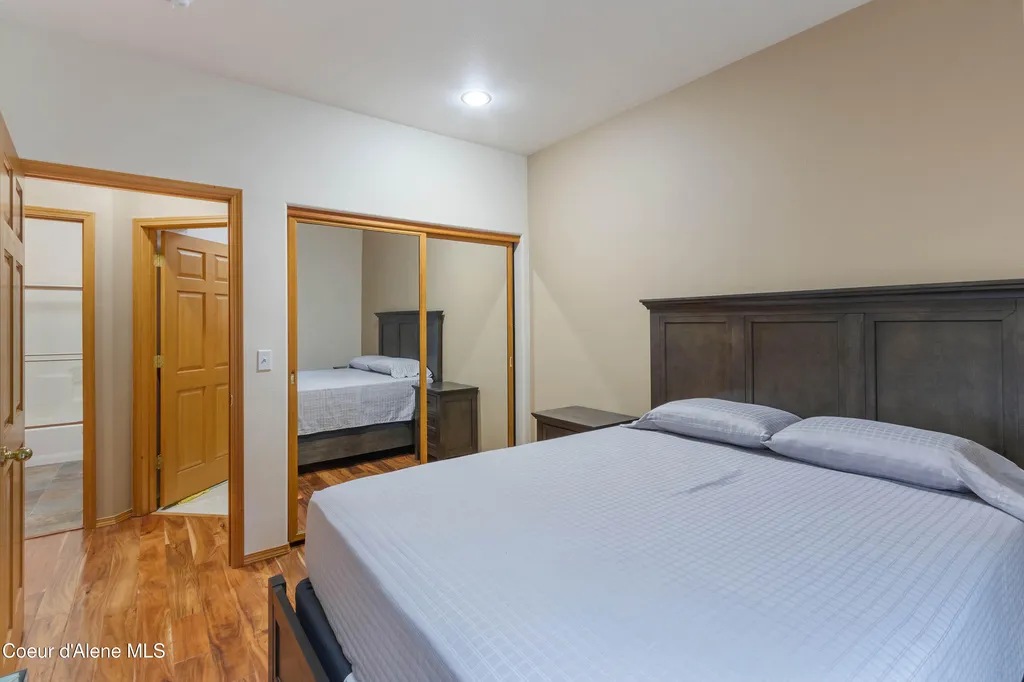 46700 Highway 200 Hope ID 83836