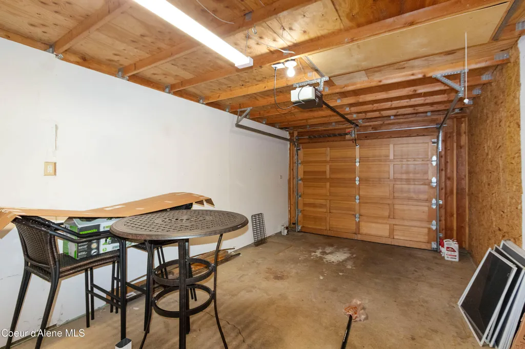 46700 Highway 200 Hope ID 83836