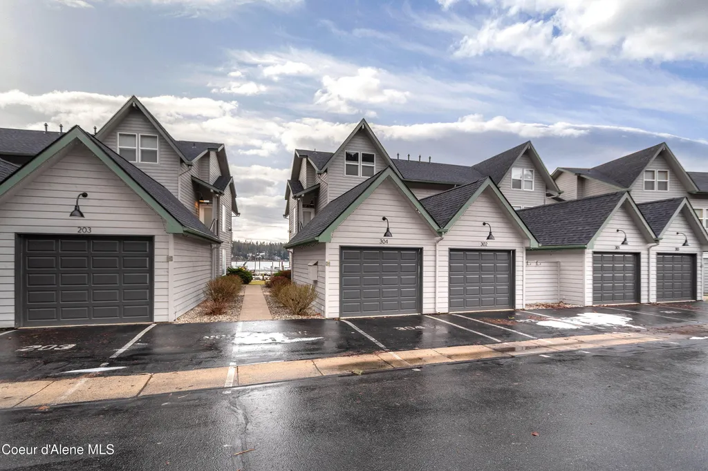 46700 Highway 200 Hope ID 83836