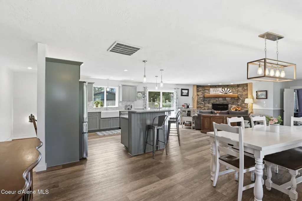 21381 N Thatcher Court Rathdrum ID 83858