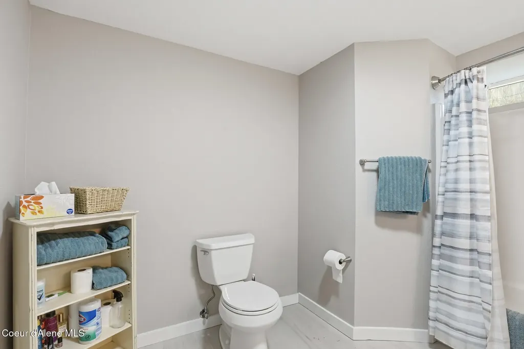 21381 N Thatcher Court Rathdrum ID 83858