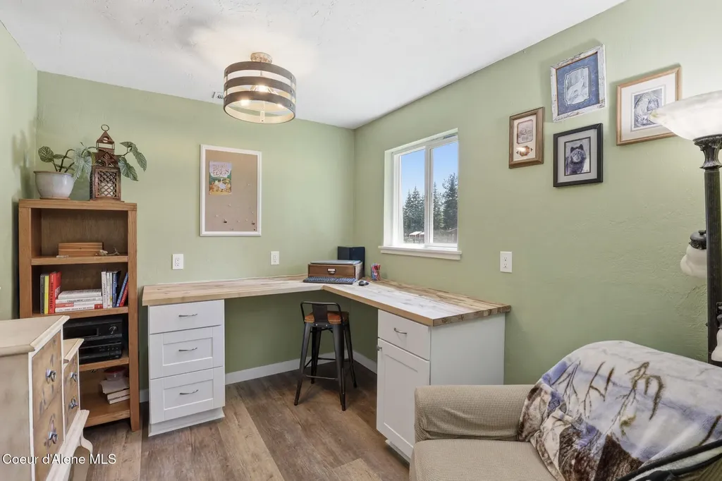 21381 N Thatcher Court Rathdrum ID 83858