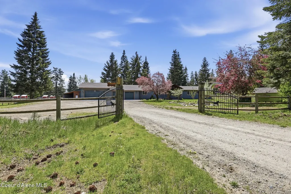 21381 N Thatcher Court Rathdrum ID 83858