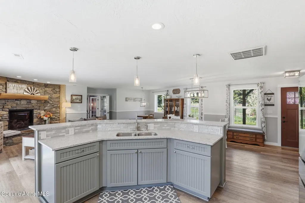 21381 N Thatcher Court Rathdrum ID 83858