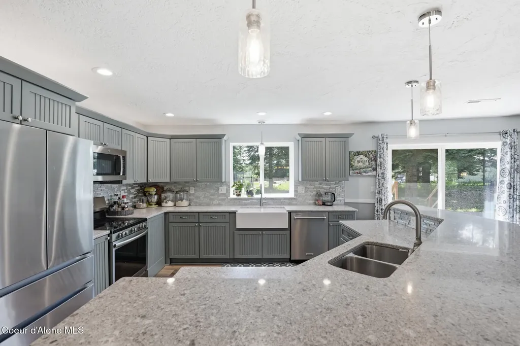 21381 N Thatcher Court Rathdrum ID 83858