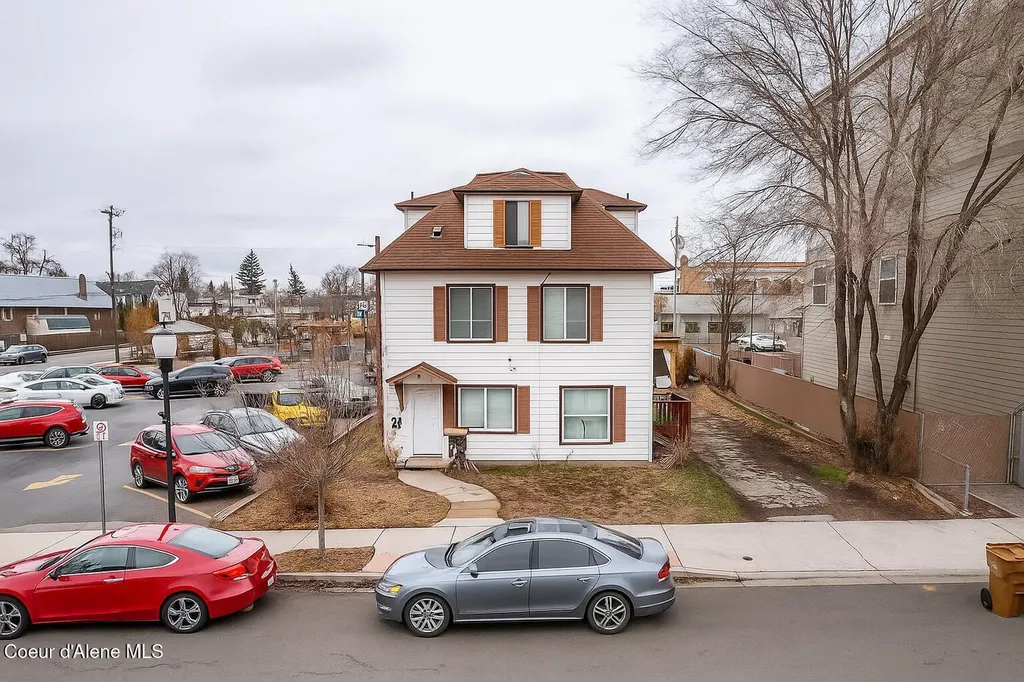 3011 E Queen Avenue Spokane WA 99217