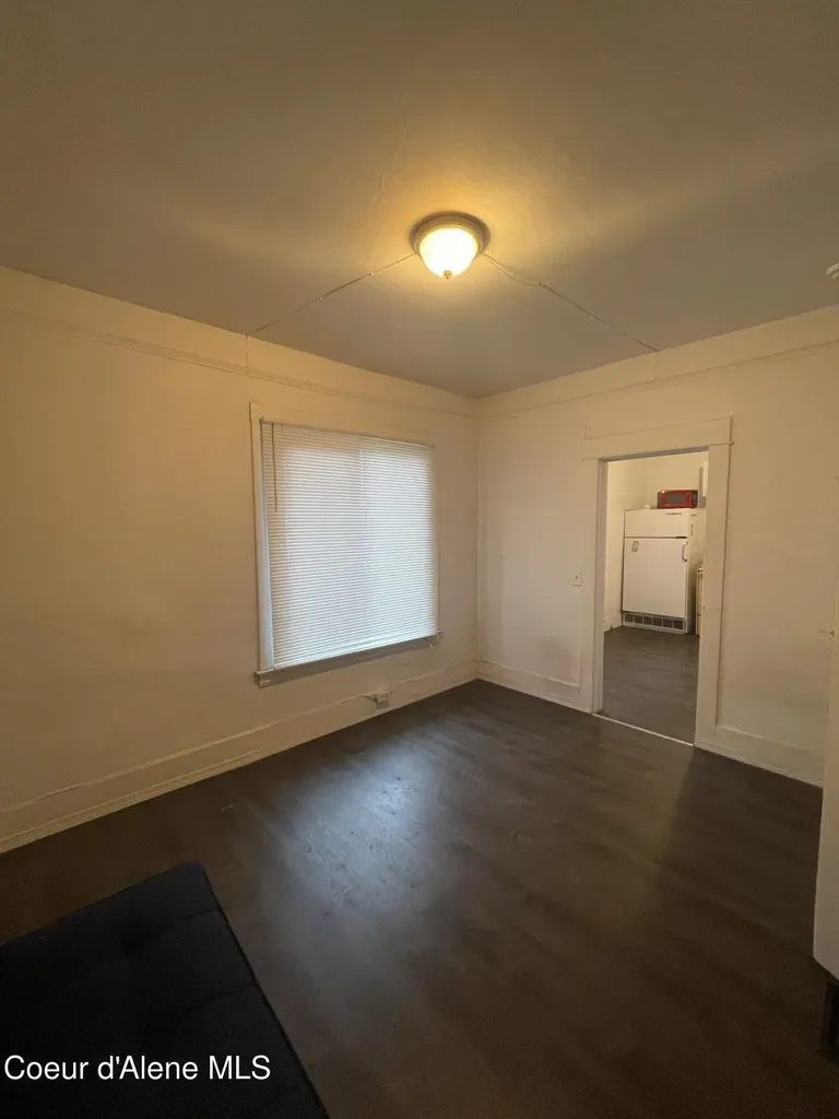 3011 E Queen Avenue Spokane WA 99217