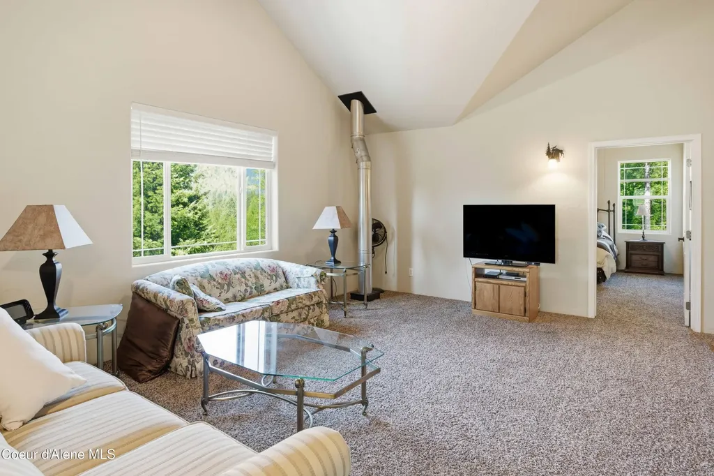 40 Sadie Lane Careywood ID 83809
