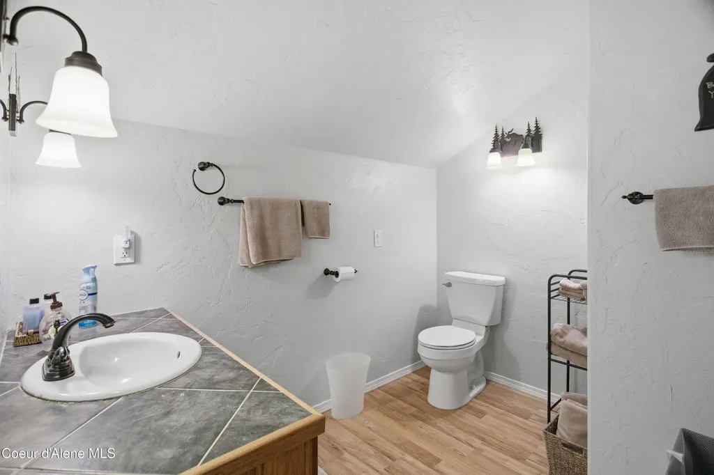 40 Sadie Lane Careywood ID 83809