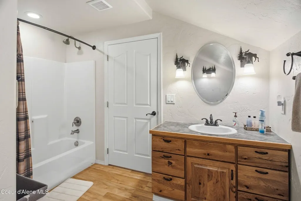 40 Sadie Lane Careywood ID 83809