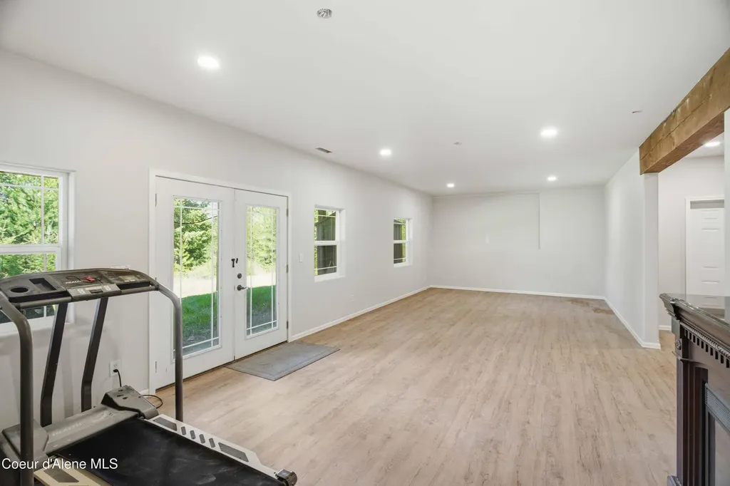 40 Sadie Lane Careywood ID 83809