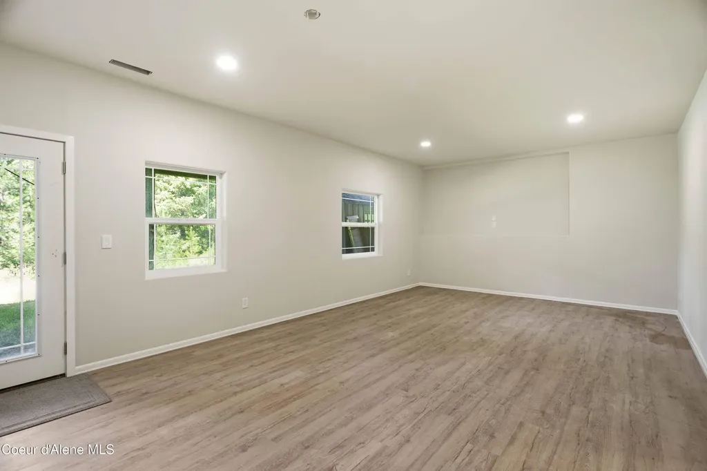 40 Sadie Lane Careywood ID 83809
