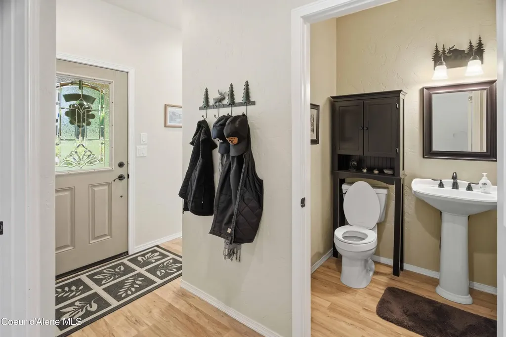 40 Sadie Lane Careywood ID 83809
