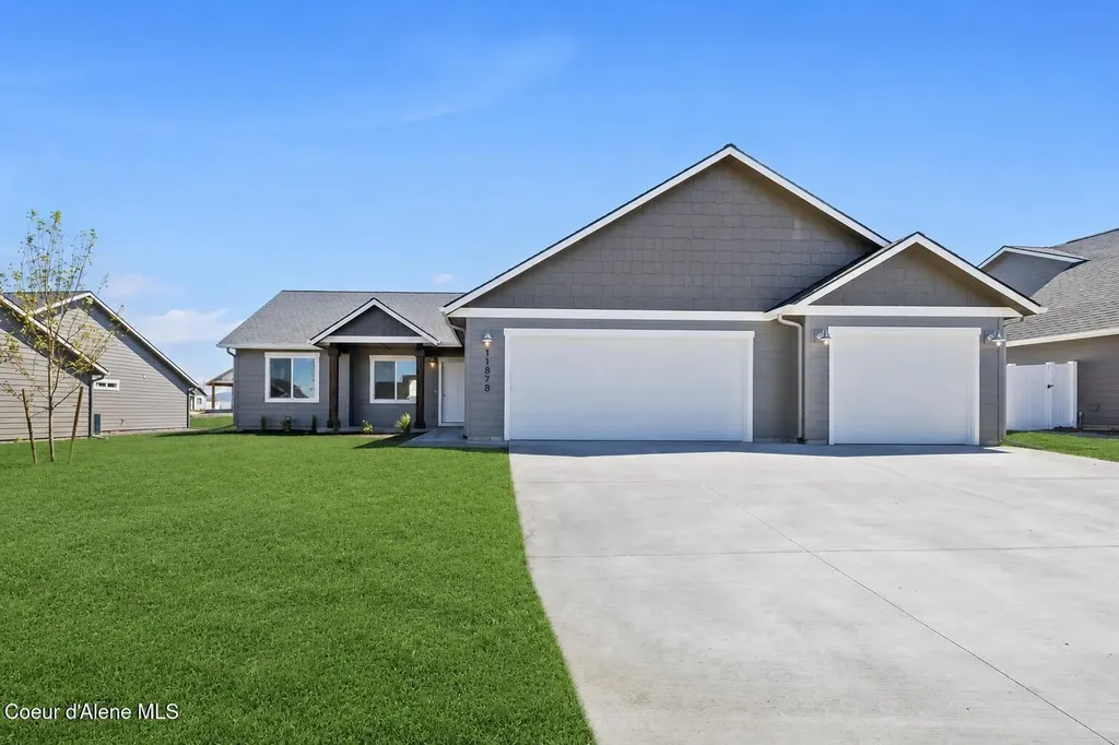 11651 N Simmons Lane Rathdrum ID 83858
