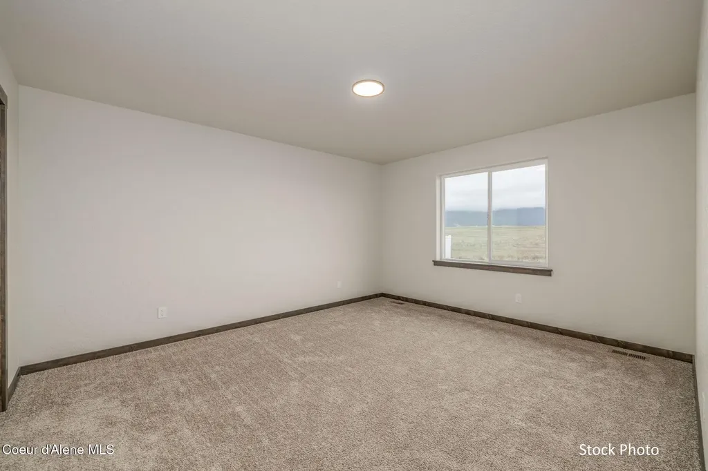11651 N Simmons Lane Rathdrum ID 83858