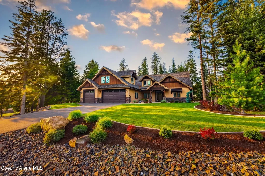 11514 N Blue Jay Loop Hayden ID 83835