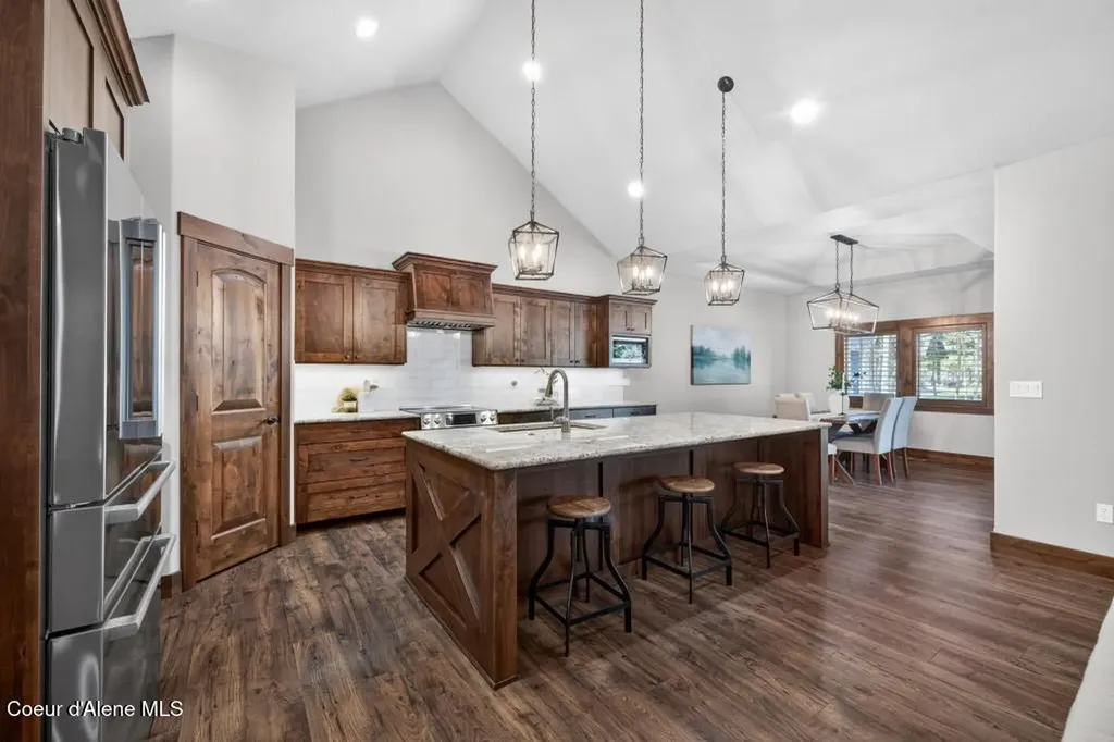 11514 N Blue Jay Loop Hayden ID 83835