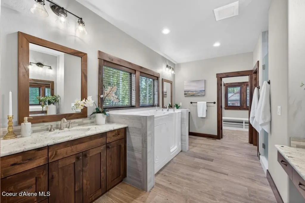 11514 N Blue Jay Loop Hayden ID 83835