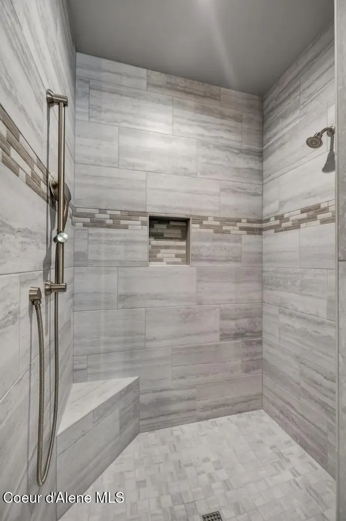11514 N Blue Jay Loop Hayden ID 83835