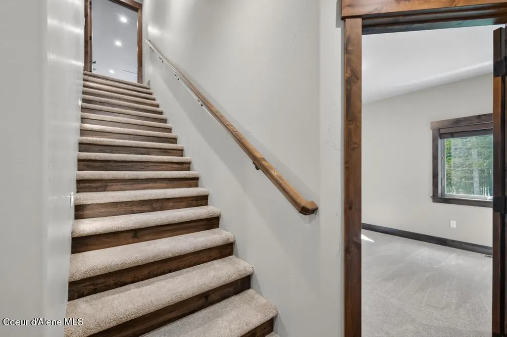 11514 N Blue Jay Loop Hayden ID 83835