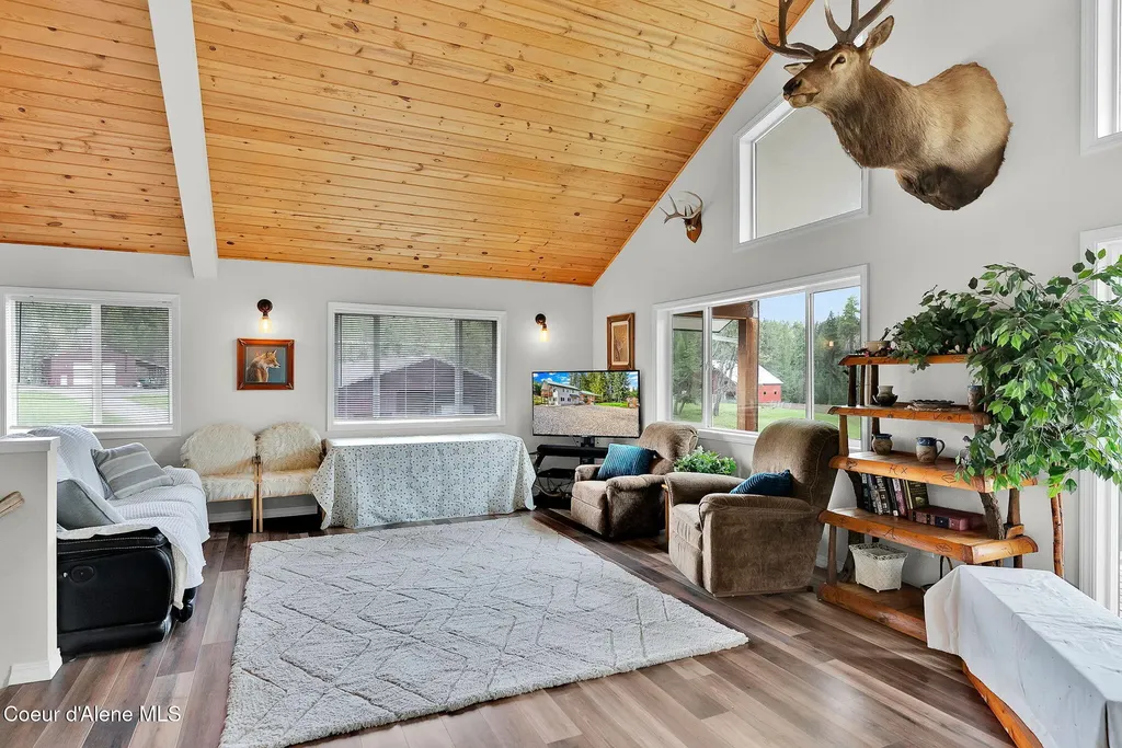 6420 Hells Gulch Road St. Maries ID 83861