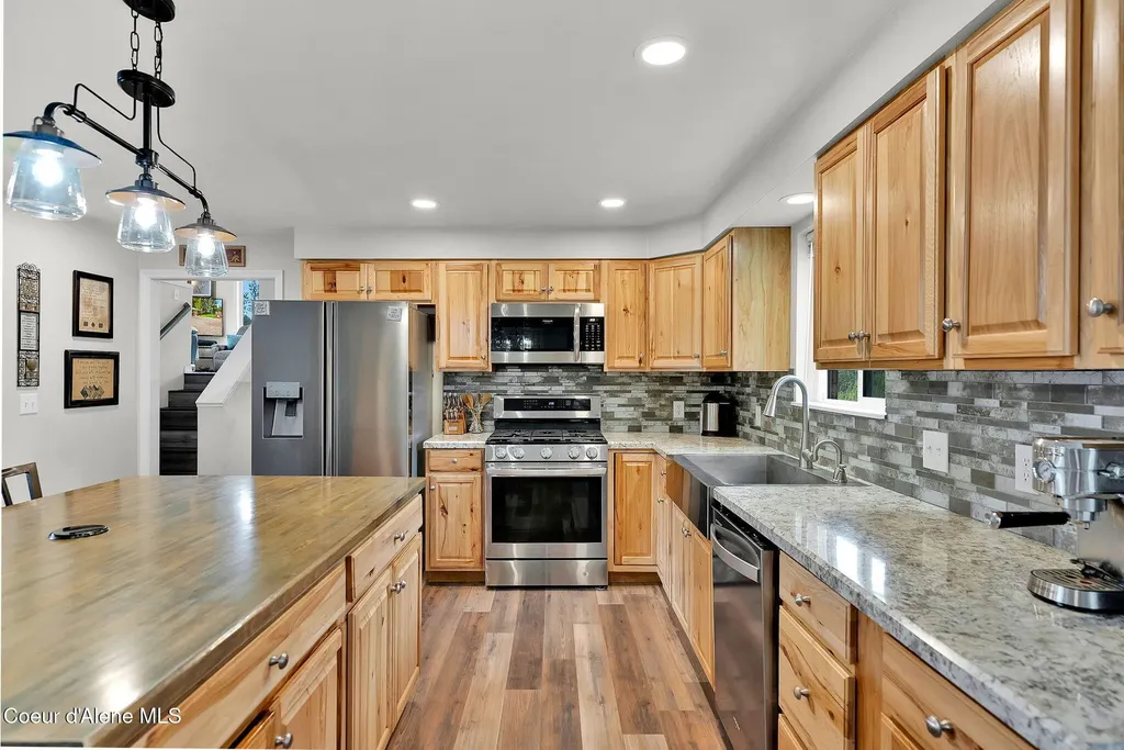 6420 Hells Gulch Road St. Maries ID 83861