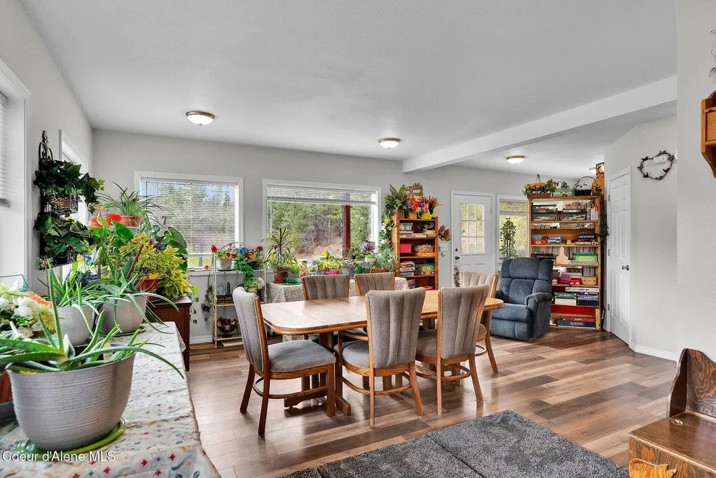 6420 Hells Gulch Road St. Maries ID 83861