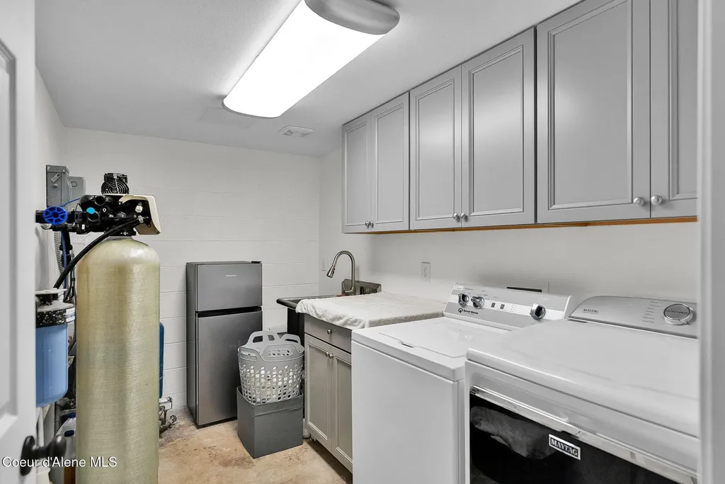 6420 Hells Gulch Road St. Maries ID 83861