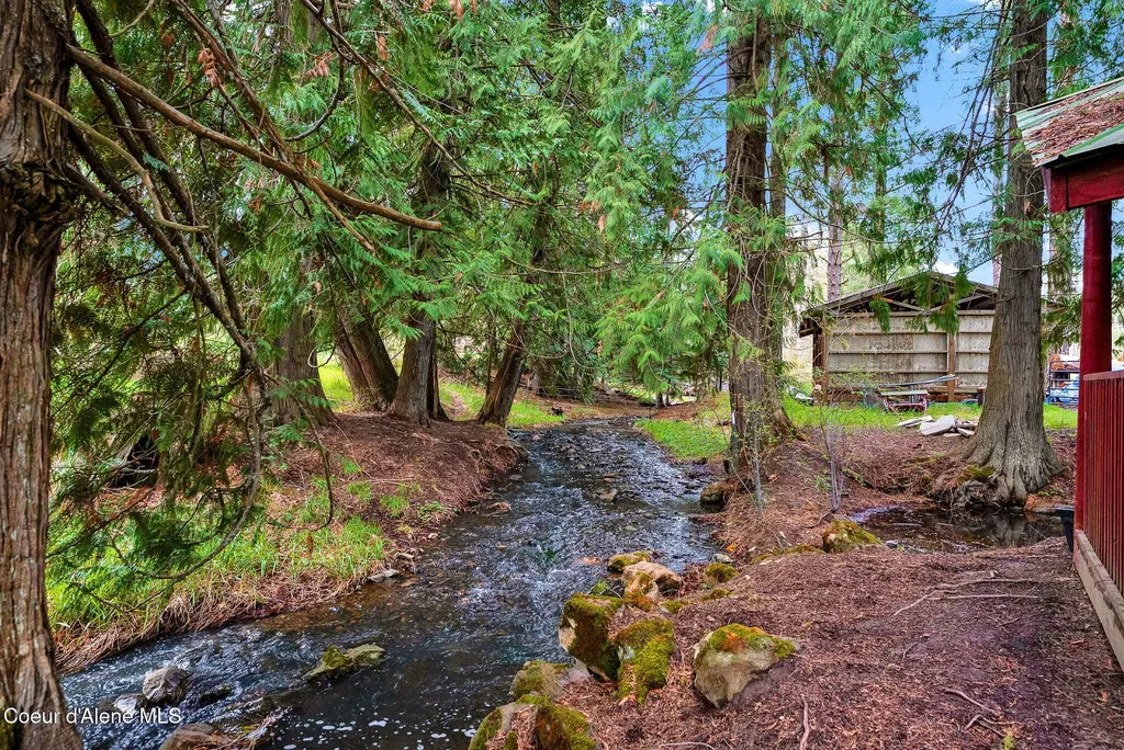 6420 Hells Gulch Road St. Maries ID 83861