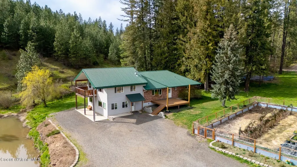 6420 Hells Gulch Road St. Maries ID 83861