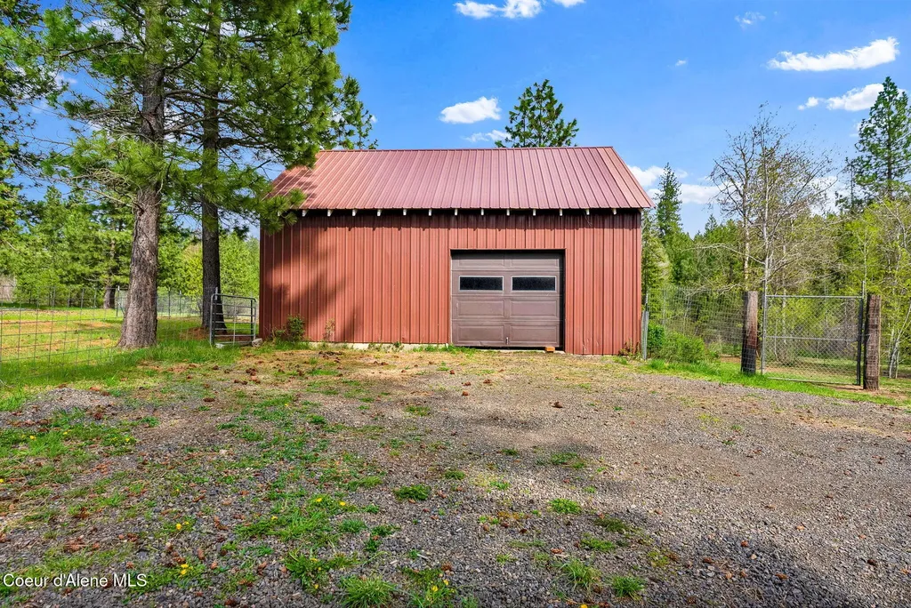 6420 Hells Gulch Road St. Maries ID 83861