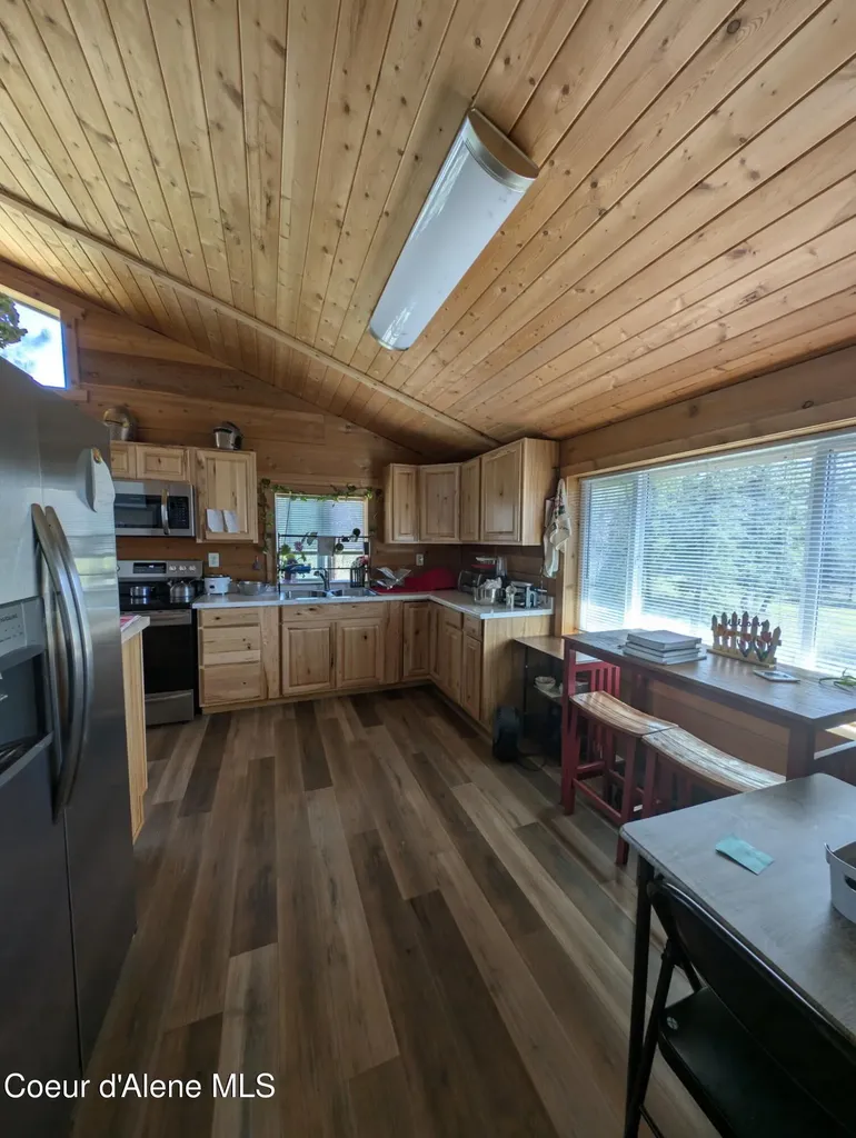 6420 Hells Gulch Road St. Maries ID 83861
