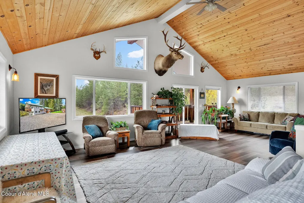 6420 Hells Gulch Road St. Maries ID 83861