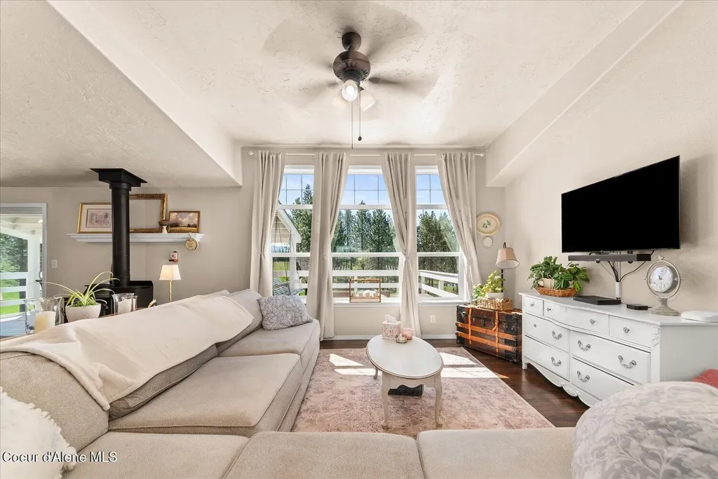 1061 Canyon Ridge Drive Plummer ID 83851