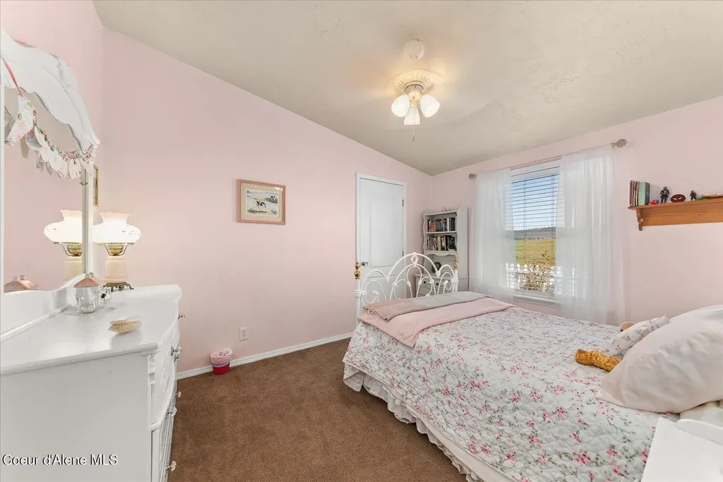 1061 Canyon Ridge Drive Plummer ID 83851