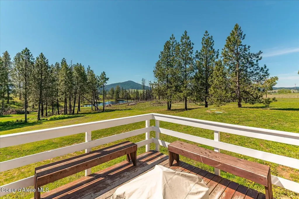 1061 Canyon Ridge Drive Plummer ID 83851
