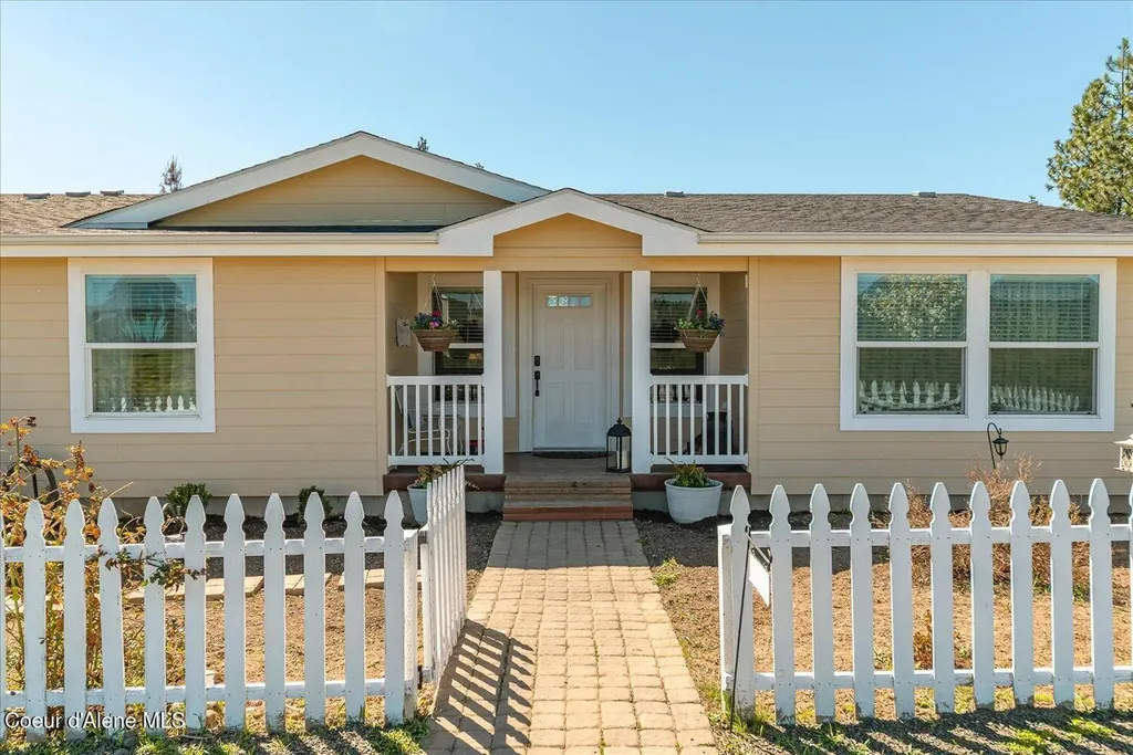 1061 Canyon Ridge Drive Plummer ID 83851