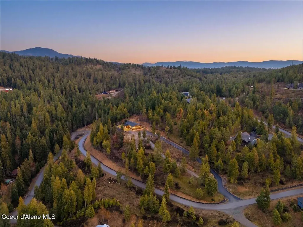 17045 W Cade Road Hauser ID 83854
