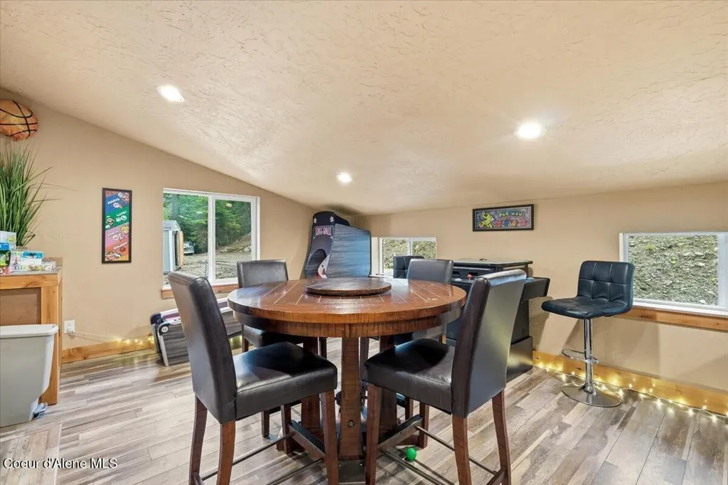 17045 W Cade Road Hauser ID 83854