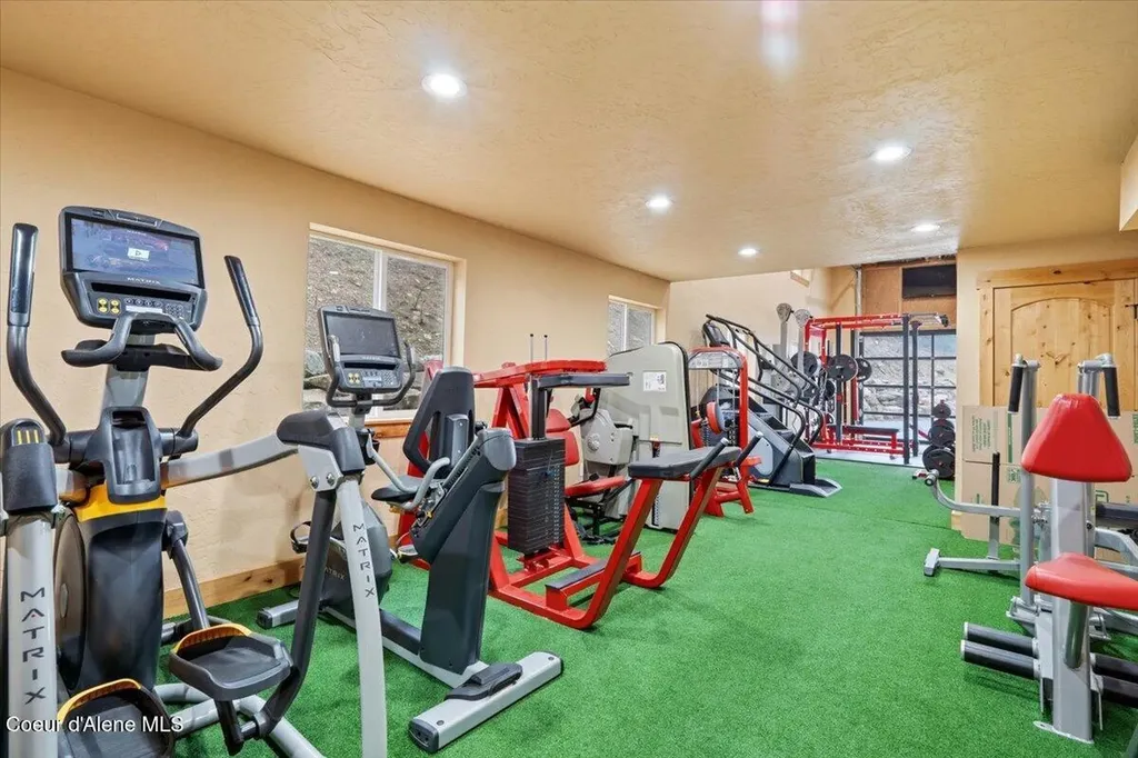 17045 W Cade Road Hauser ID 83854
