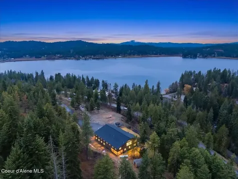 17045 W Cade Road Hauser ID 83854