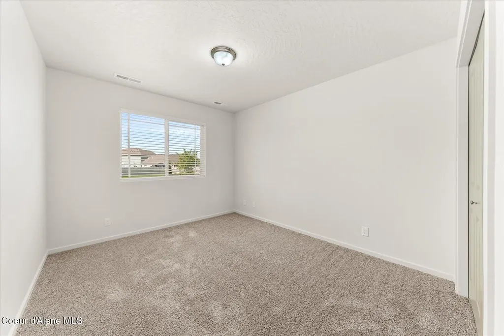 1526 N Minam Loop Post Falls ID 83854