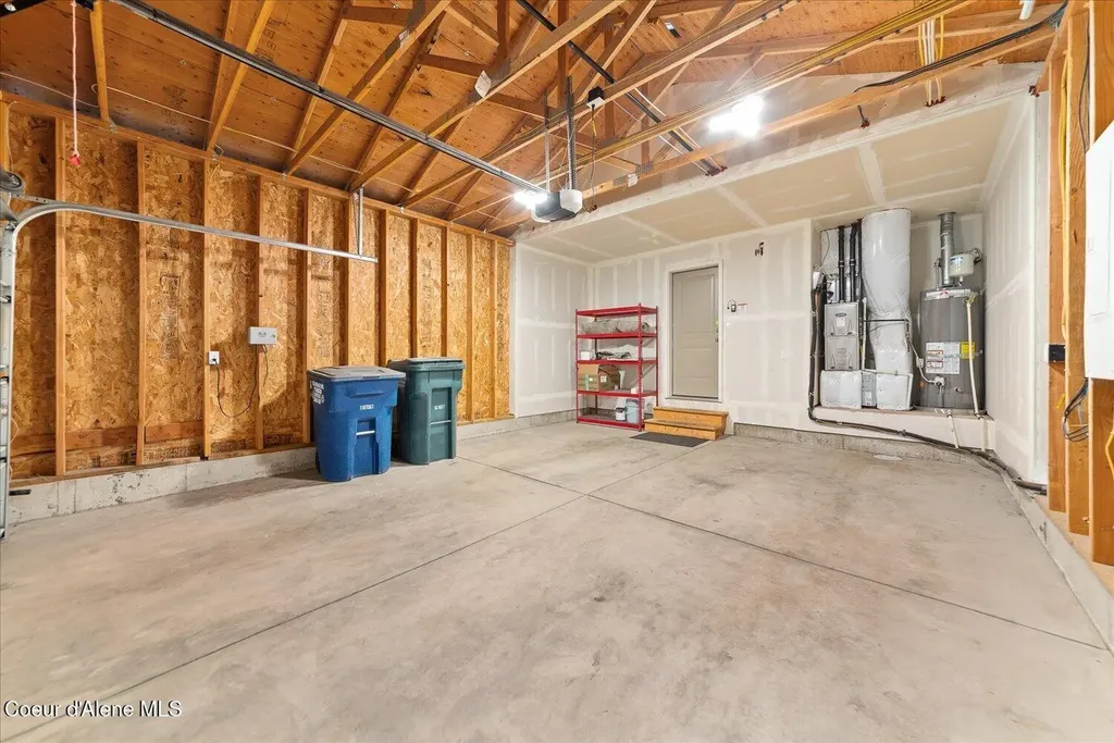 1526 N Minam Loop Post Falls ID 83854