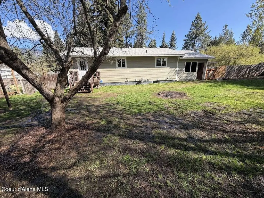 7526 W Pine Street Rathdrum ID 83858