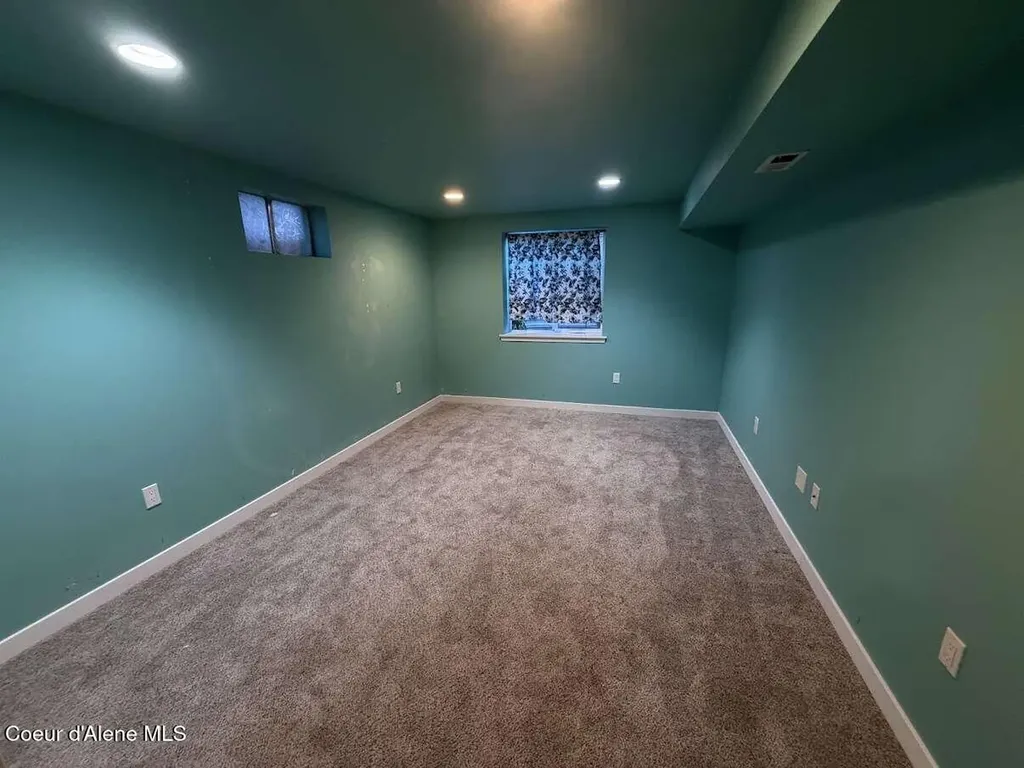 7526 W Pine Street Rathdrum ID 83858
