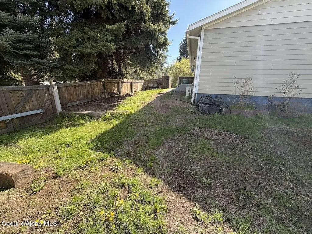 7526 W Pine Street Rathdrum ID 83858