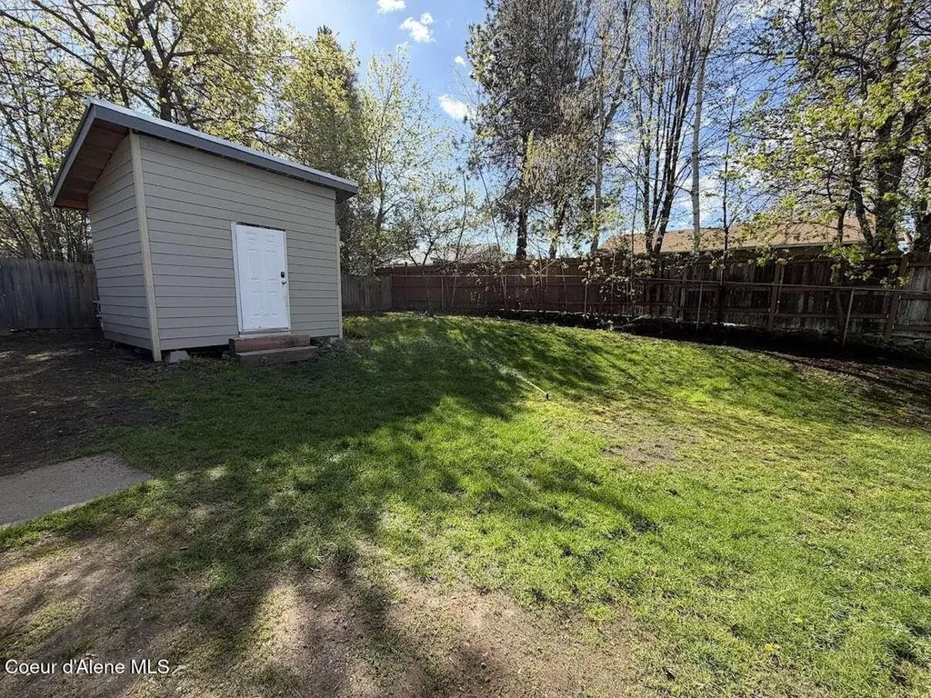 7526 W Pine Street Rathdrum ID 83858
