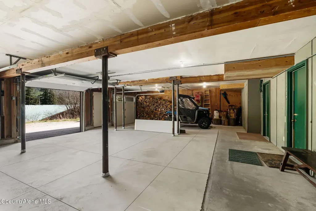 90 Stella Lane Sandpoint ID 83864